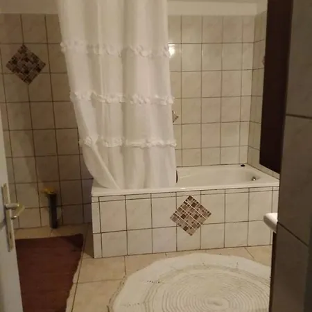 Apartament Rokoko Apartman *