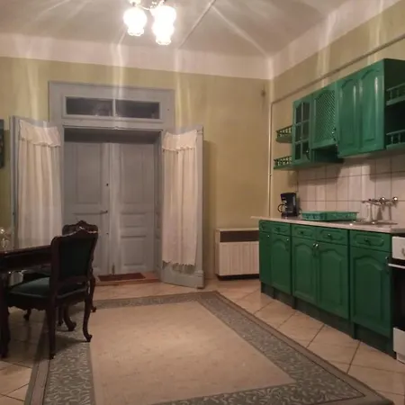 Rokoko Apartman *