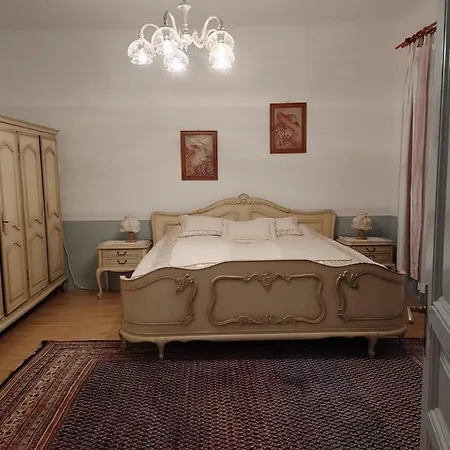 Rokoko Apartman *