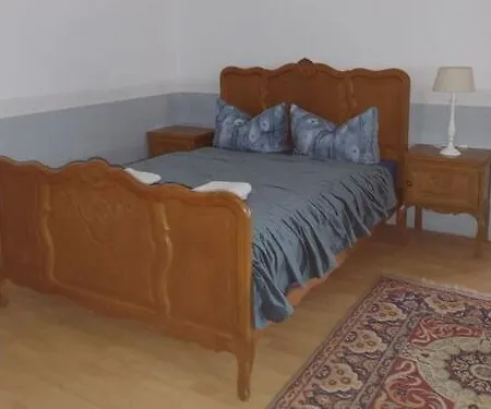 Rokoko Apartman Apartament *